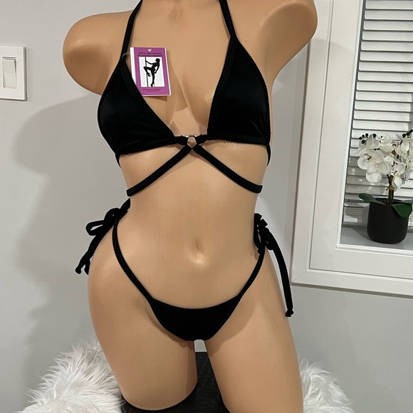 Exotic dancewear black 2pcs set - Picture 1 of 3